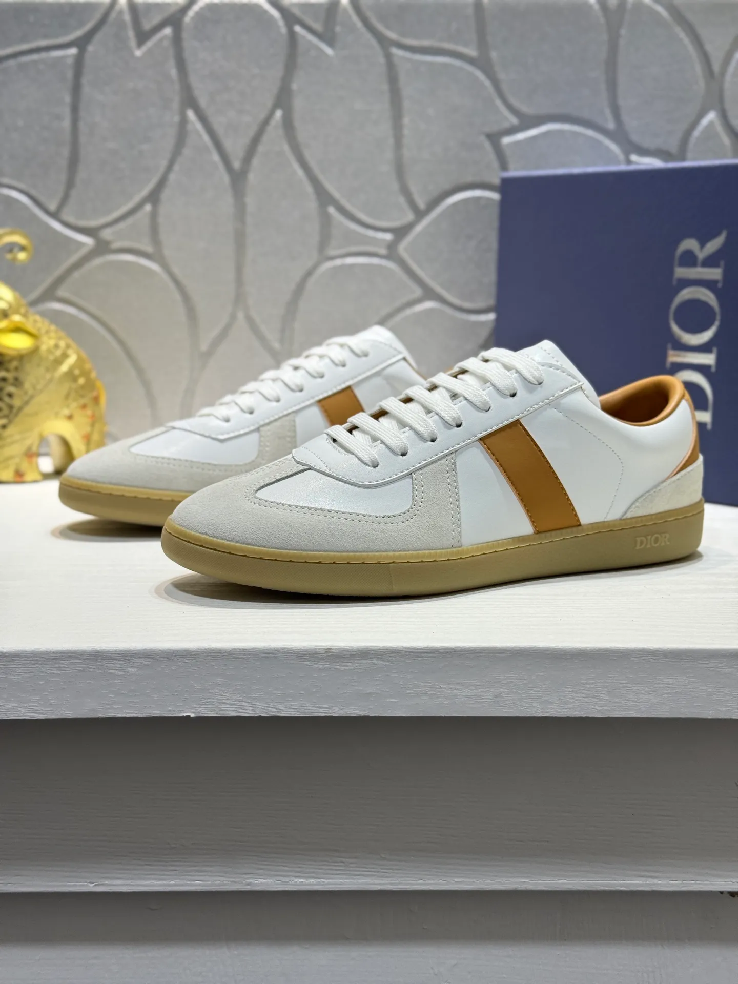 Men's Men's Shoes💰380【New Style】🎠🎠Dior🔍Top Purchasing Agency🇮🇹Di's hot style super popular sneakers are synchronized with the new product counters. The uppers are original Italian imported cowhide, the logo graphics are perfectly reproduced with complex craftsmanship necessary for fashionistas, and the imported soft sheepskin lining is Sole: The original sole is specially provided by the original factory. The exclusive movable molded sole is super comfortable. The original factory follows the order. 🔍🔍Multiple colors are available. You can enter and exit the counter at will. Welcome to compare. A must-have for trendy men. Code number: 38-44 (45 customized